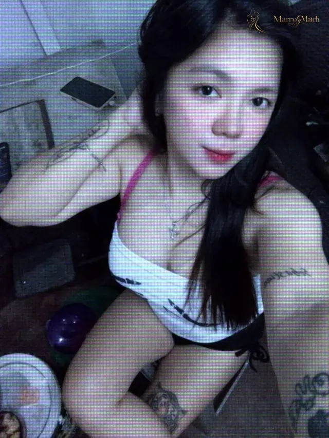 Another photo of Sherlyn