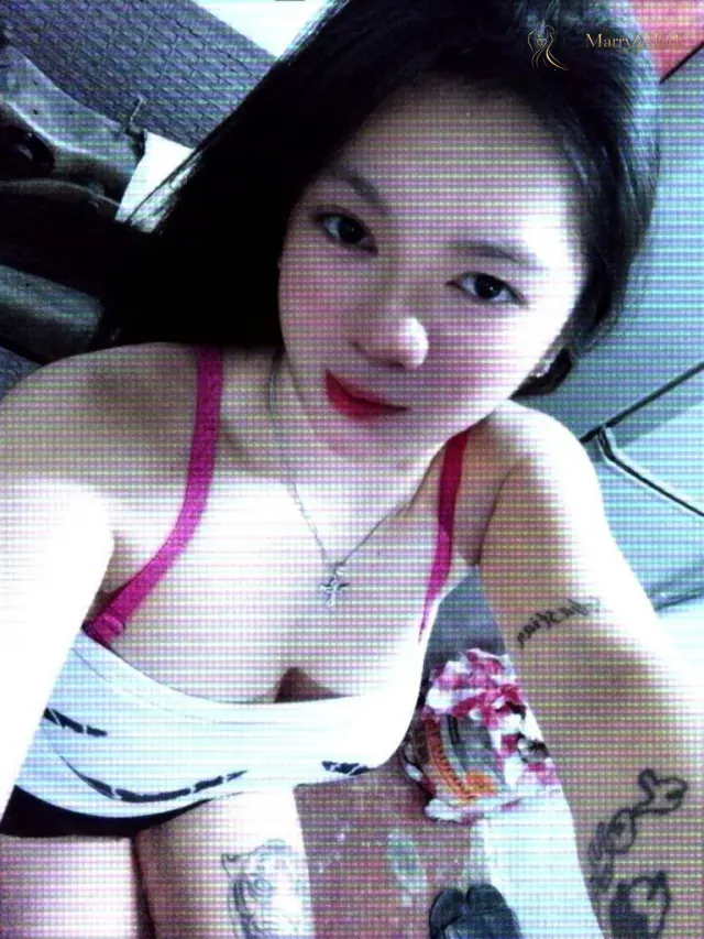 Sherlyn, 28