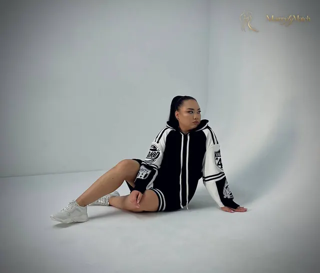 Another photo of Karina