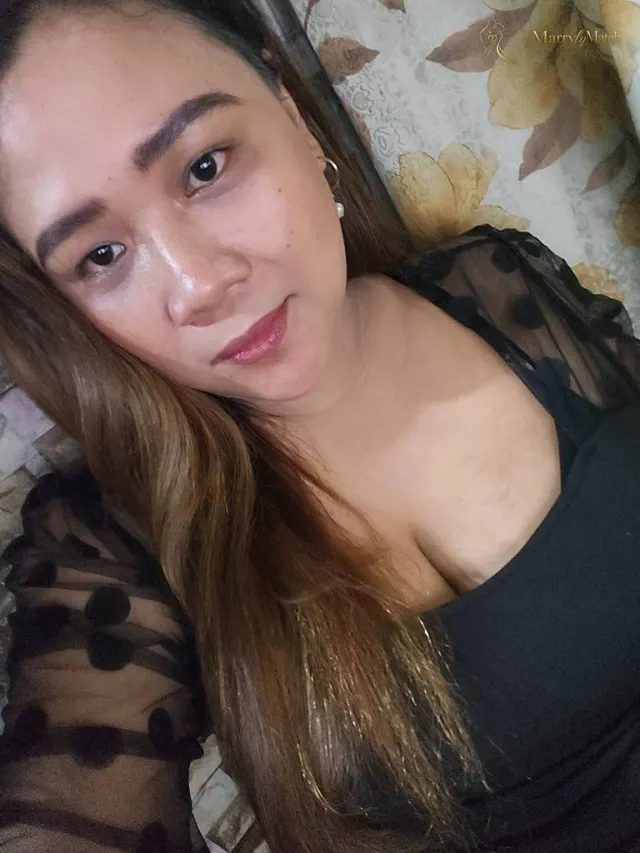Another photo of Ni Anne