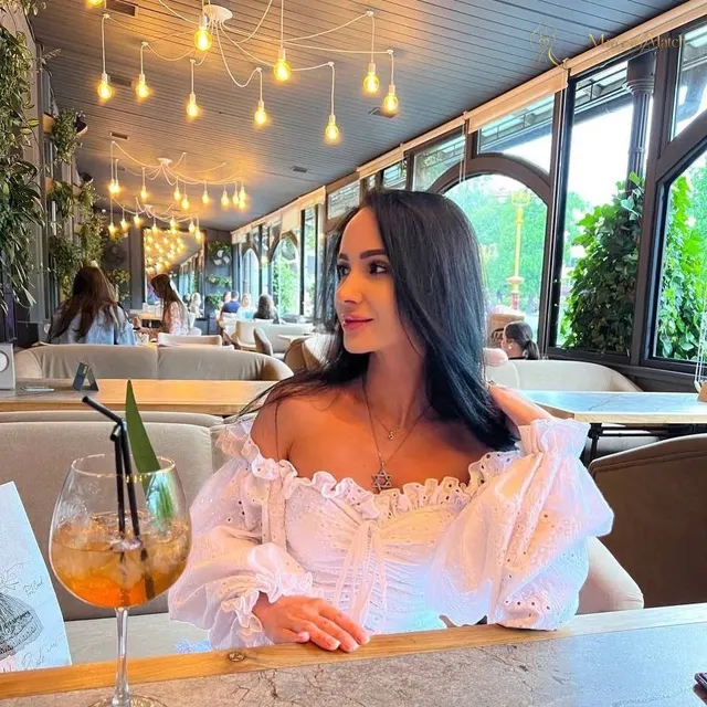 Another photo of Khrystyna