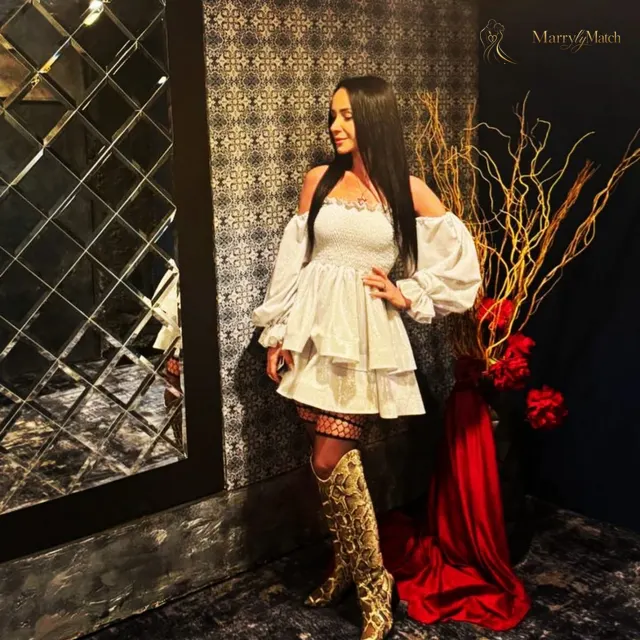 Another photo of Khrystyna