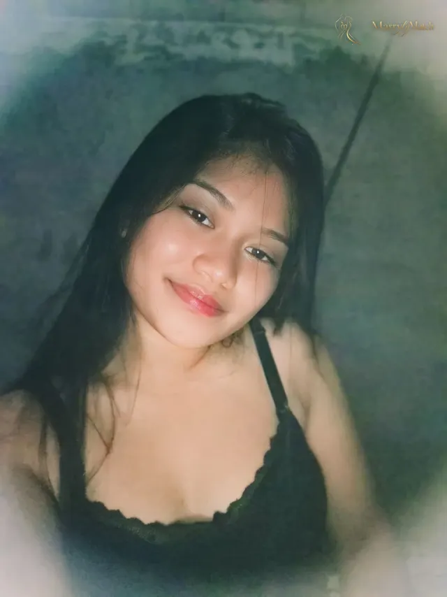 Win Mae, 21