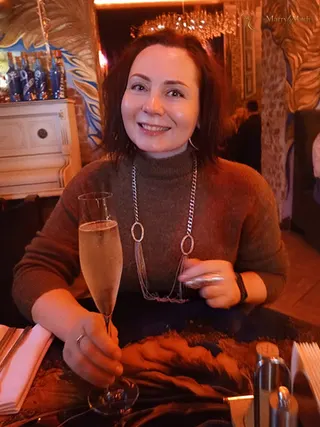 EVGENIYA, 42
