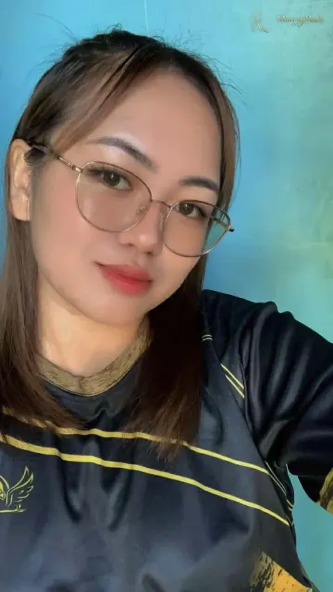 Sheila, 26