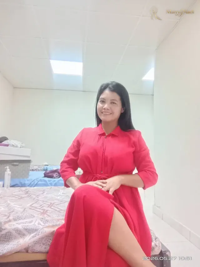 Edna, 35