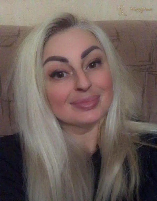 Ekaterina, 46