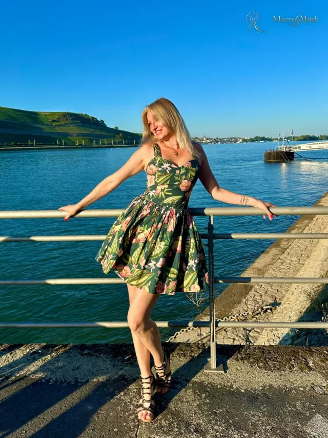 Iryna, 40