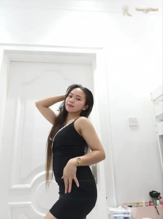 Anne, 28