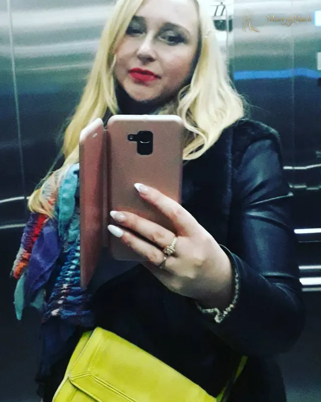Another photo of Anna