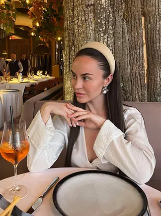 EKATERINA, 34