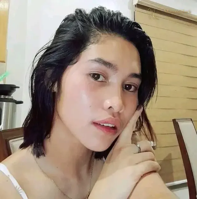 Another photo of Cassy