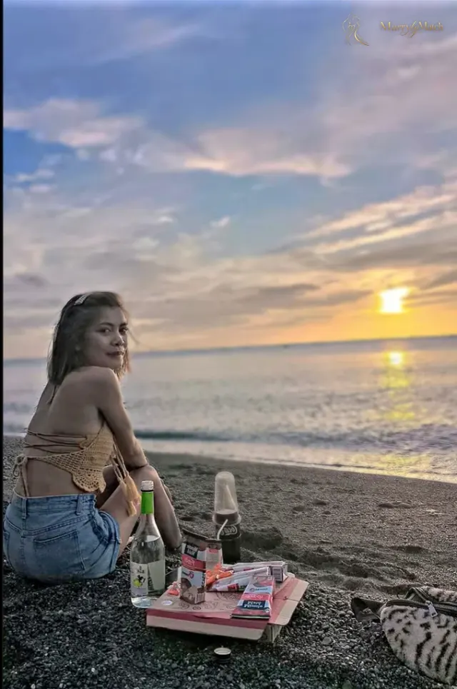 Another photo of Sandymarie