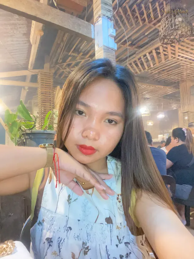 Maria, 24