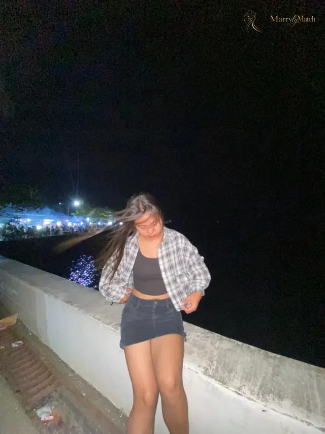 Another photo of Maria