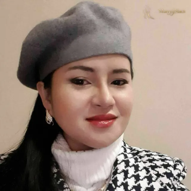 Diana, 39