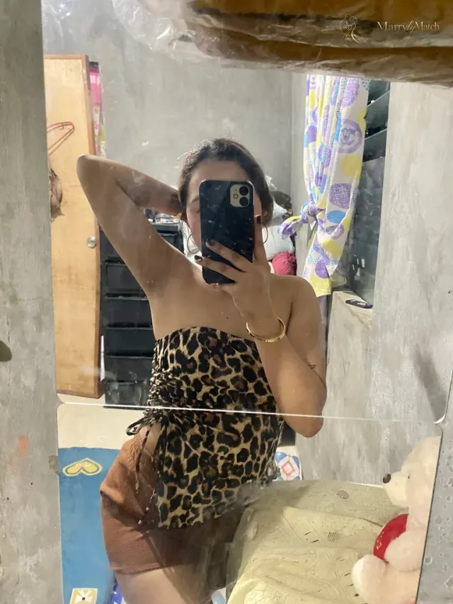 Grace, 25