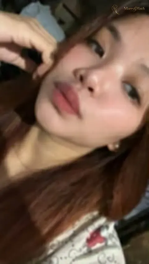 Another photo of nicole