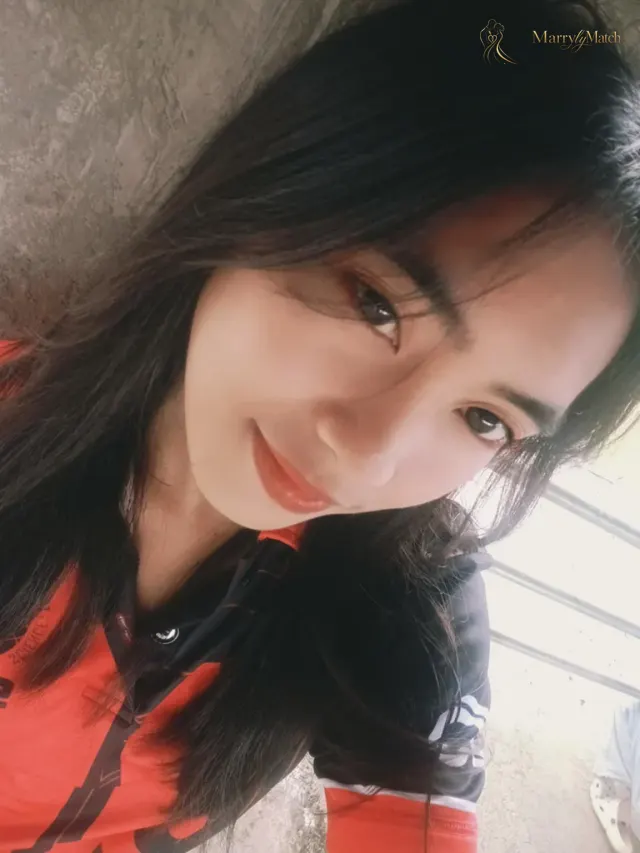 Another photo of Marycris