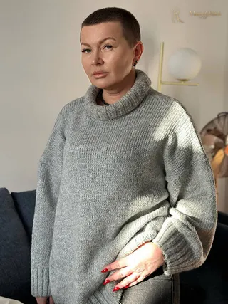 ELENA, 53