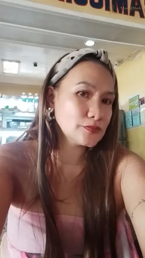 Another photo of kristine