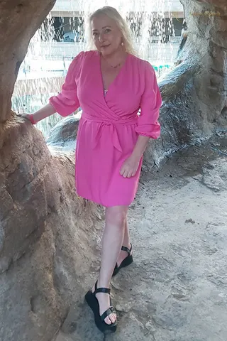 Another photo of OKSANA