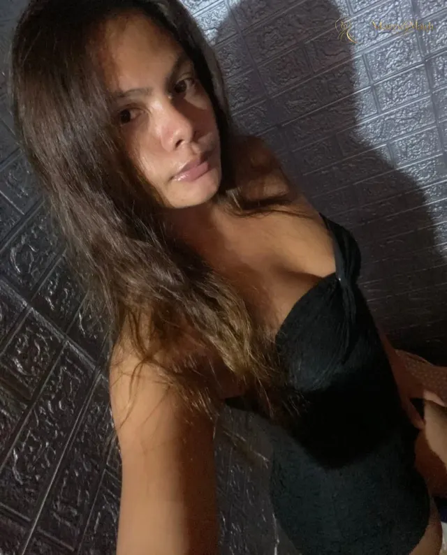 Another photo of jocelyn