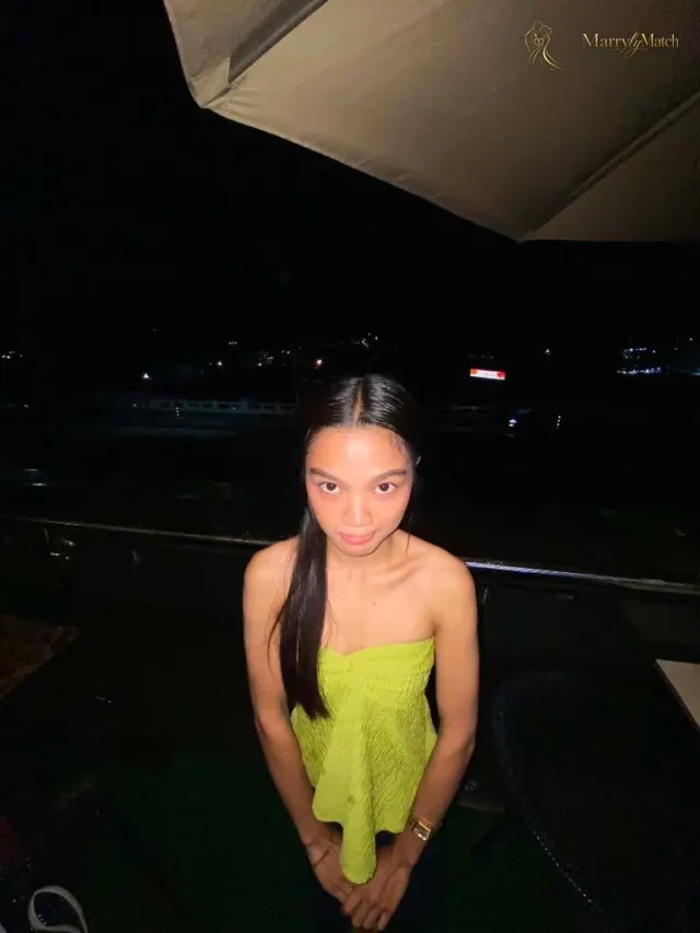 Another photo of Angela bebs