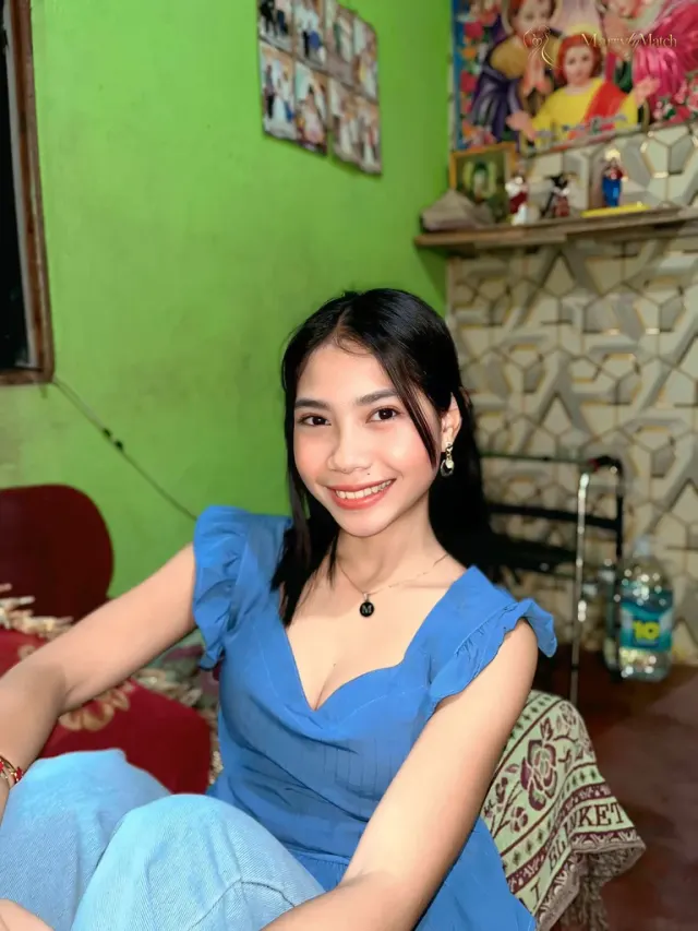 Another photo of Marian