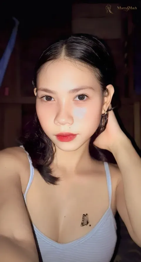 Another photo of Marian