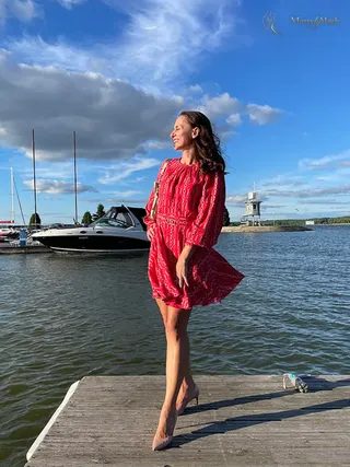Another photo of ELENA
