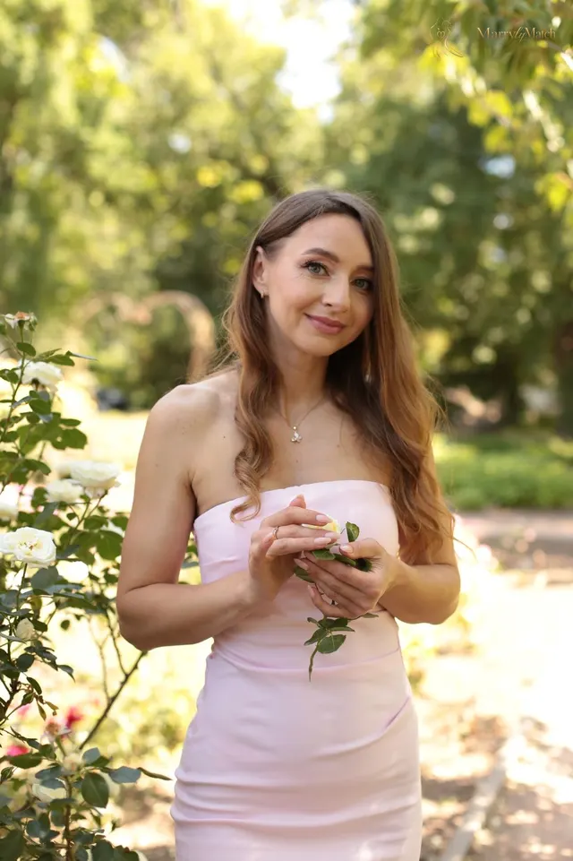 Tetiana, 39