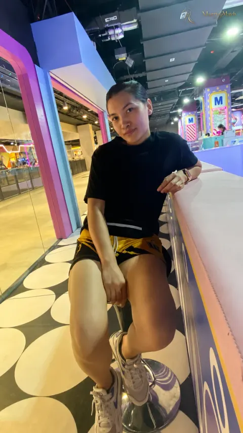 Another photo of Angelie