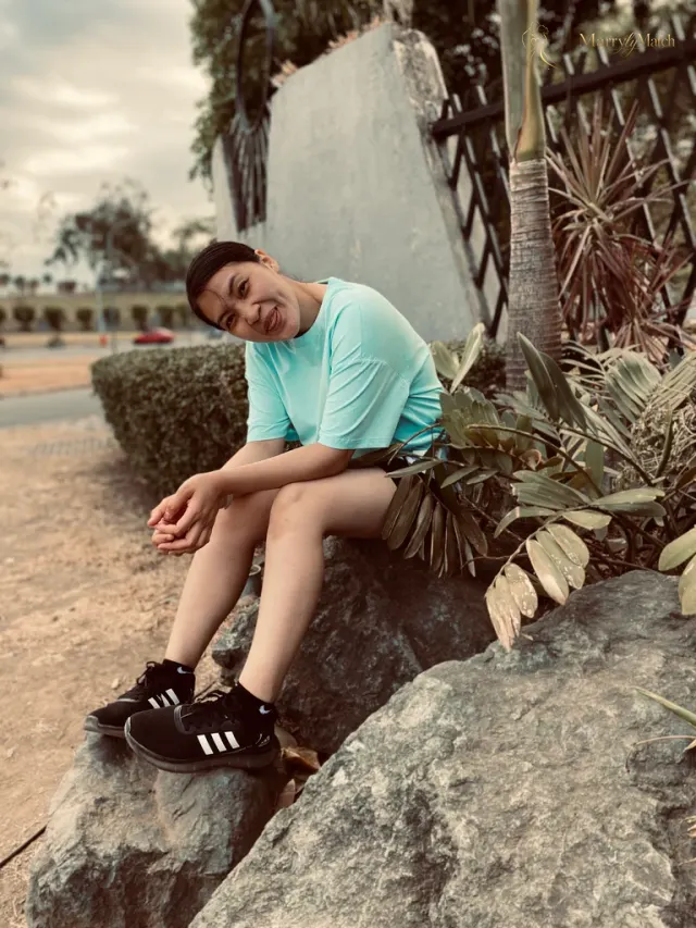 Another photo of Angelie