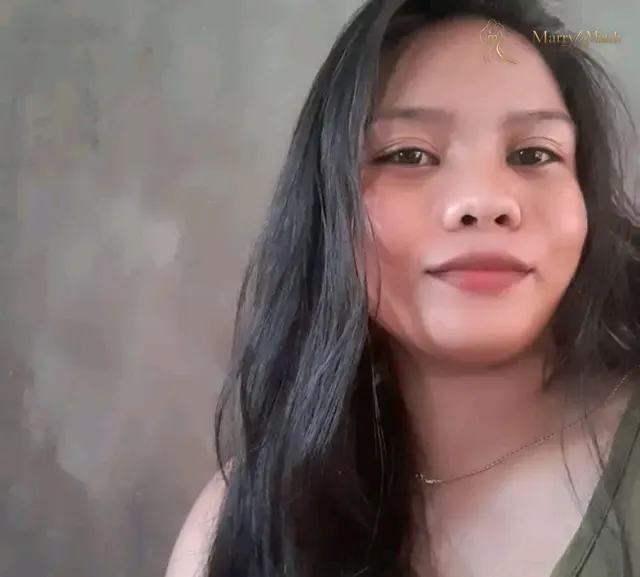 Janice, 23