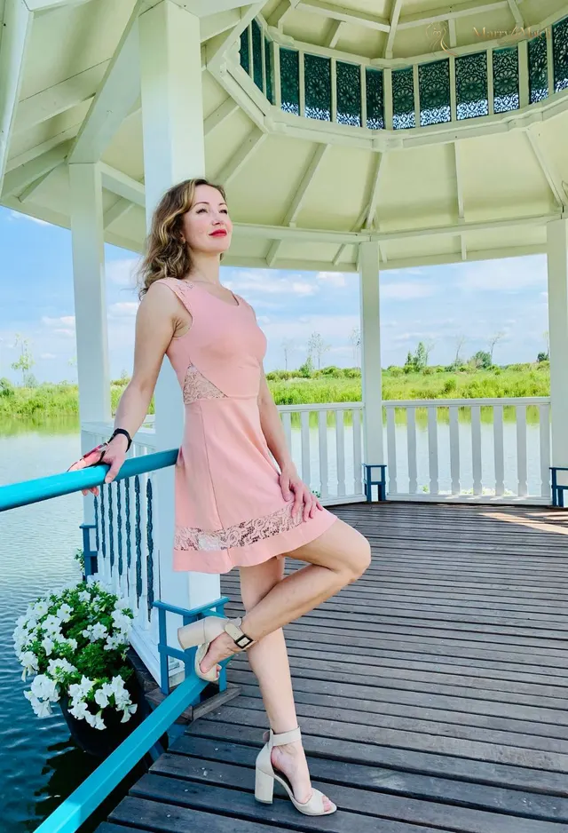 Anna, 40