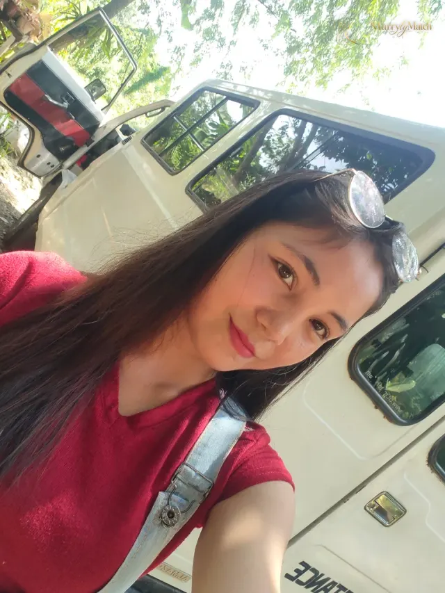 Joy Pearl, 28