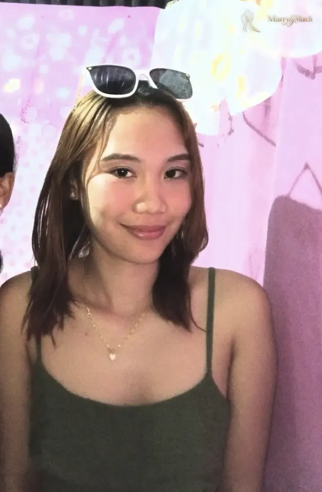 Hazel, 24