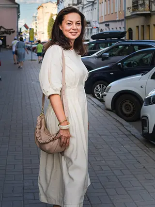 IRINA, 54