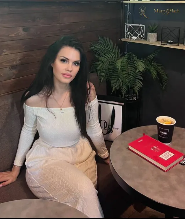 Iryna, 41