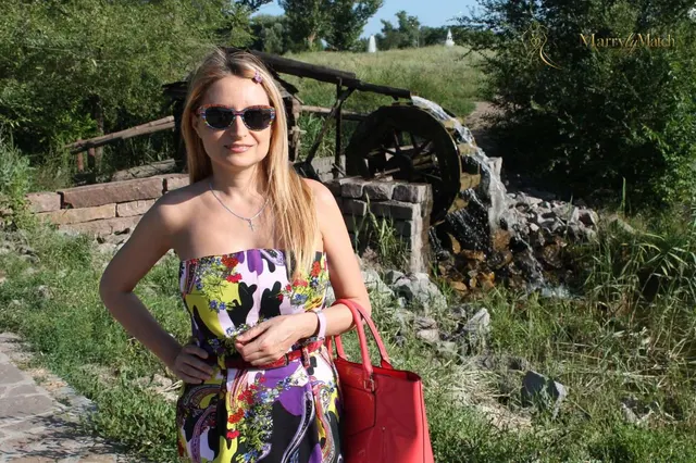 Another photo of Elena