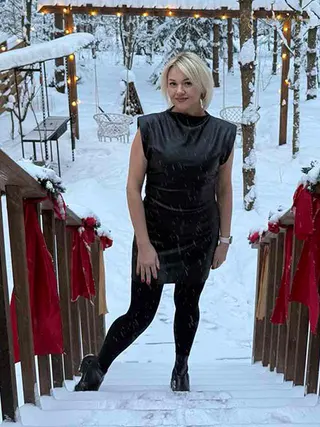 Another photo of EVGENIYA