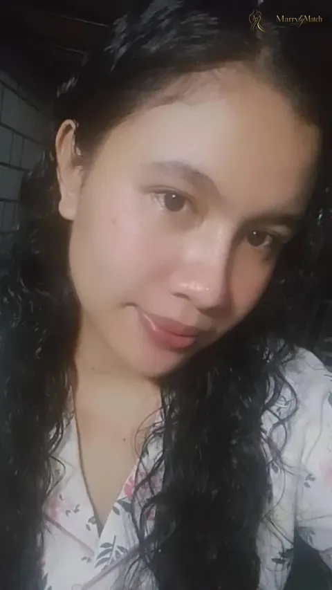 Lanie, 22