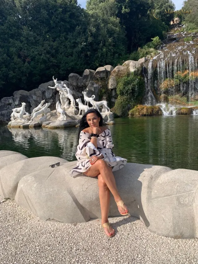 Olena, 52