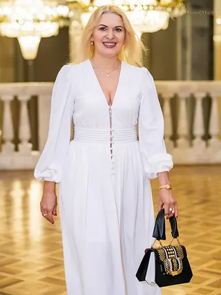 LYUDMILA, 54