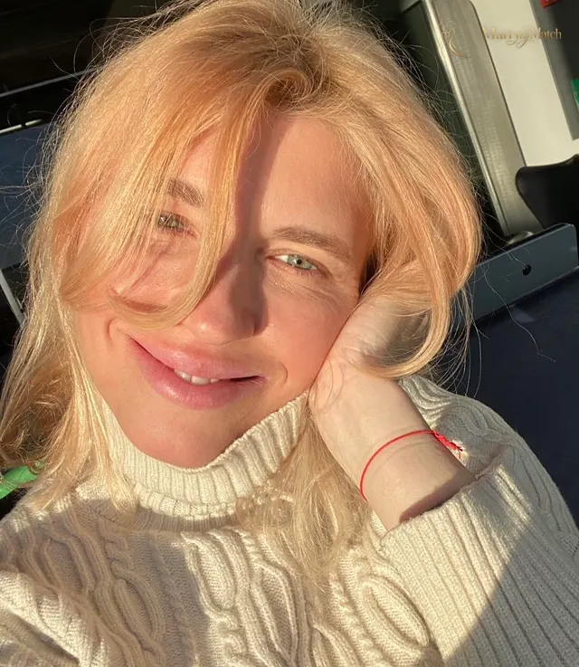 Another photo of Viktoria