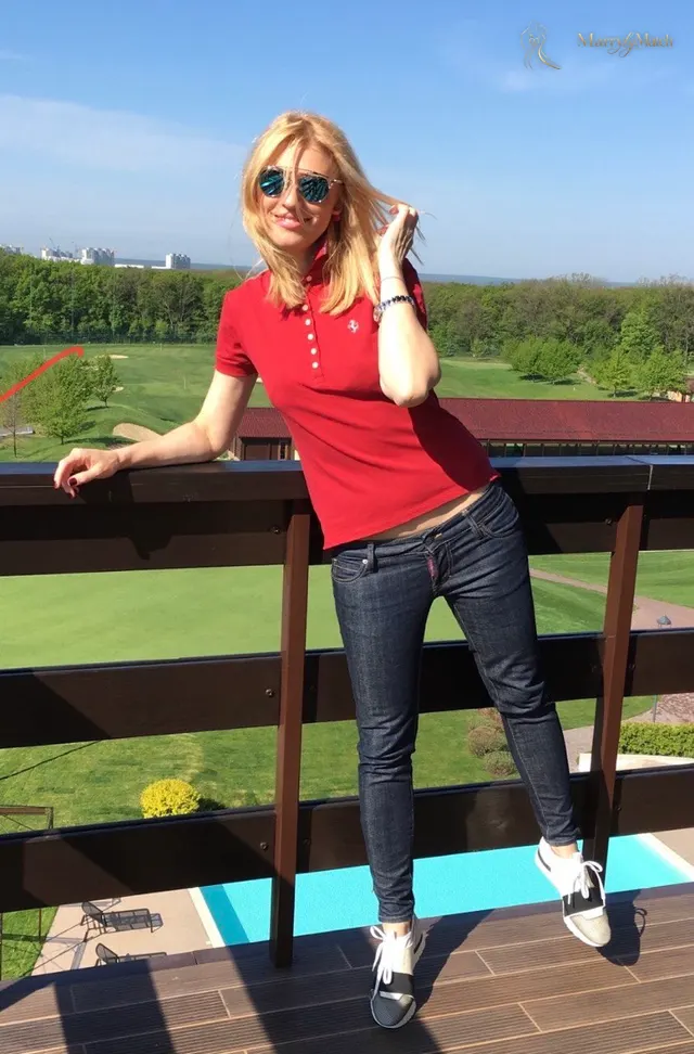 Another photo of Viktoria
