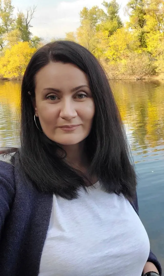Anna, 45