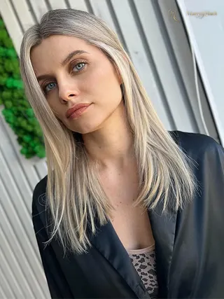 ELENA, 39