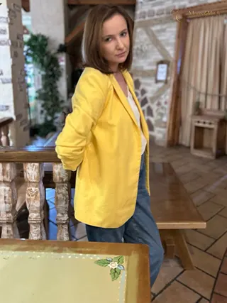 Another photo of YANA